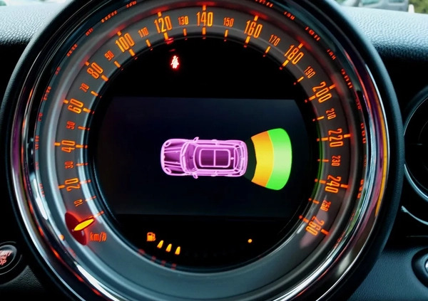 MINI Cooper cena 39900 przebieg: 114000, rok produkcji 2014 z Błażowa małe 781